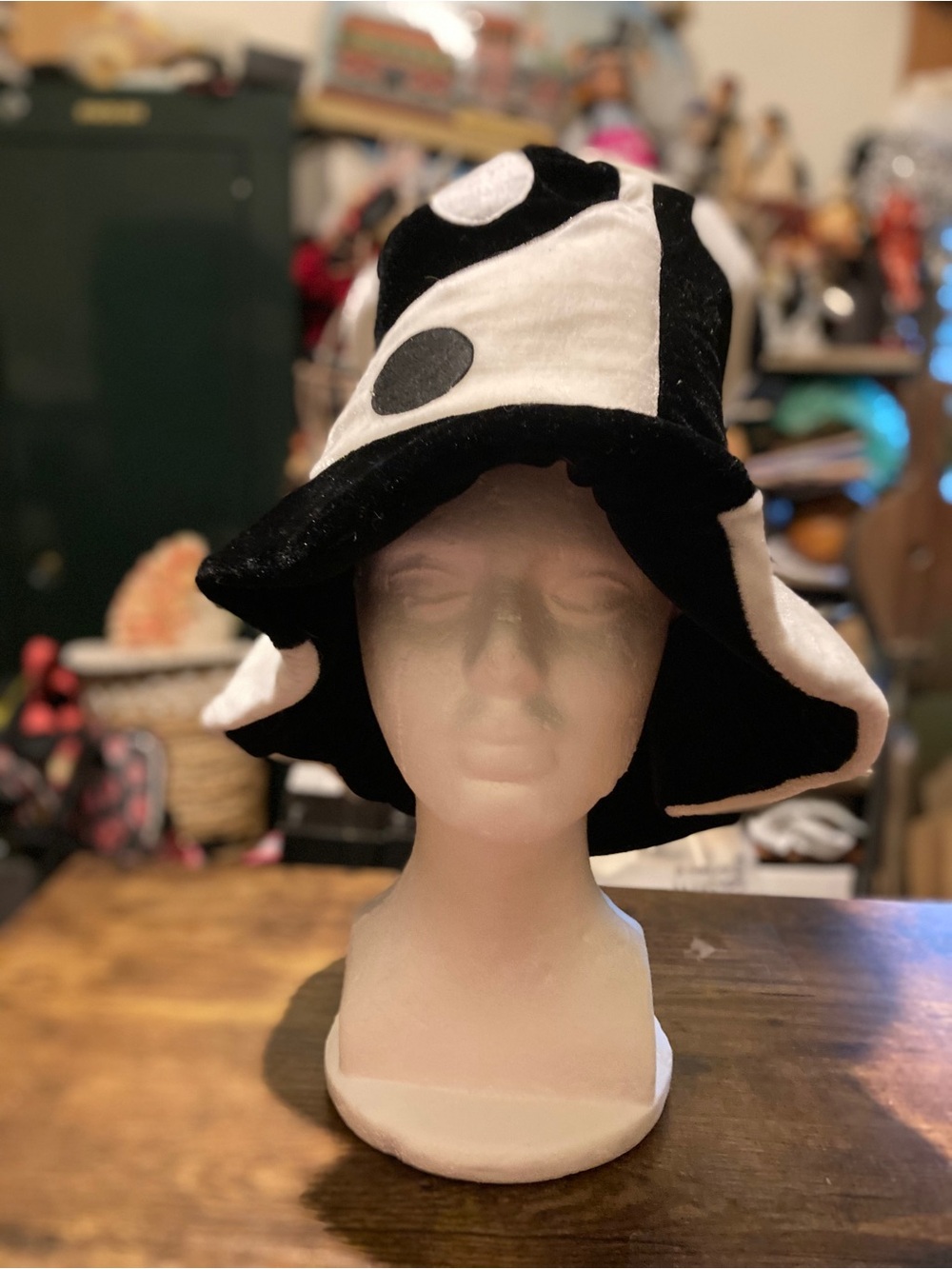 Unisex black and white loam hat for cosplay